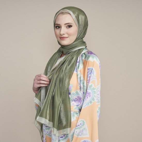 Sinem Rüya Haki Parlak Abiye Şal Sinem Rüya Haki Parlak Abiye Şal